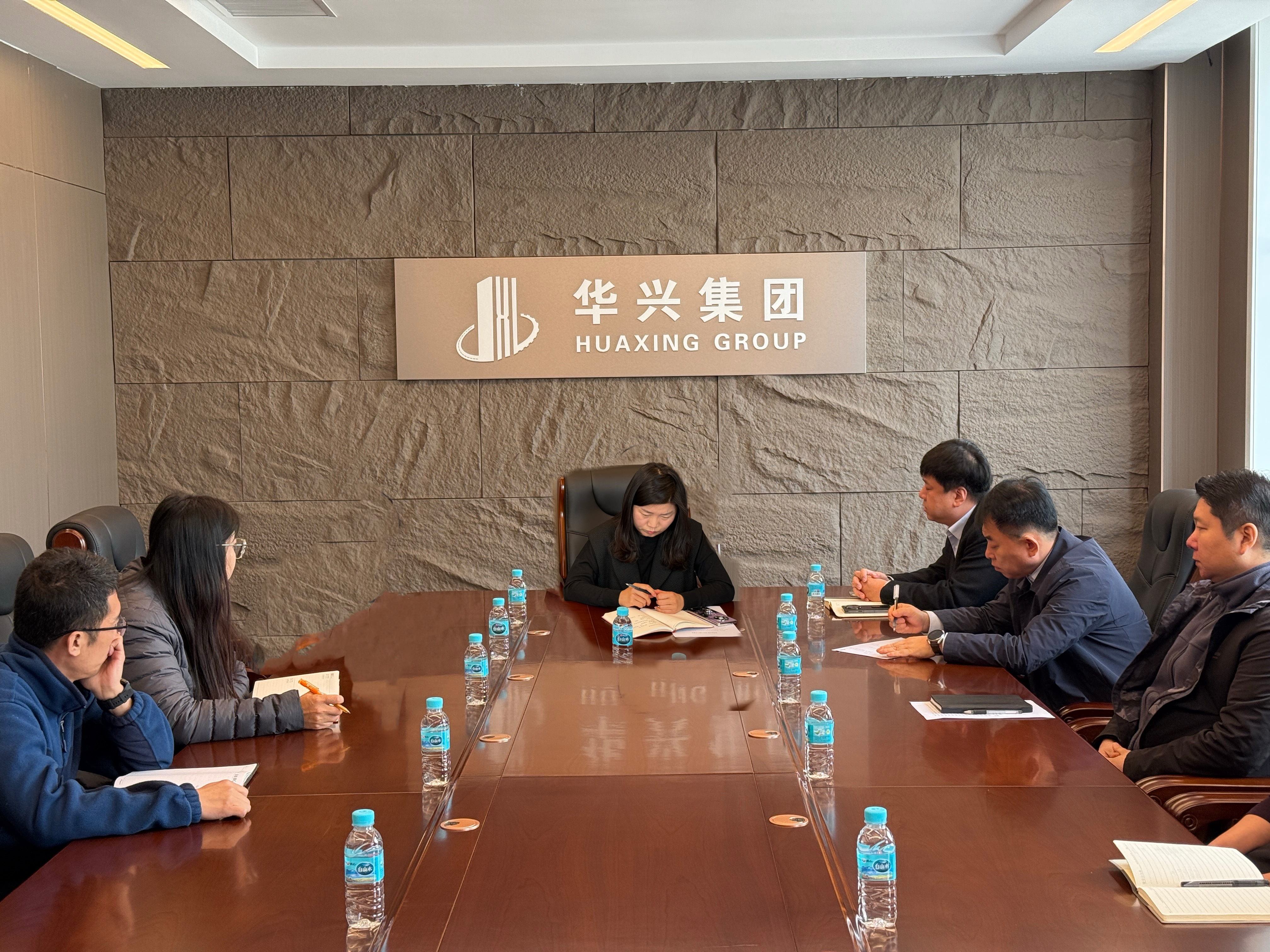 吉林省景鸿建筑市政设计有限公司2024年度总结暨2025工作计划大会,(图2) 吉林省景鸿建筑市政设计有限公司2024年度总结暨2025工作计划大会,(图2)